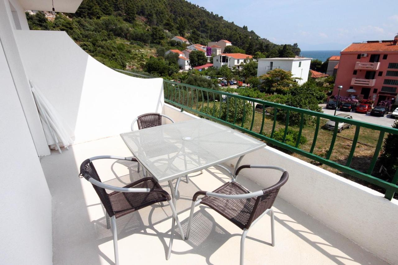 Apartments By The Sea Drvenik Donja Vala, Makarska - 6701 Экстерьер фото